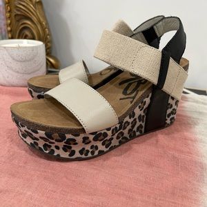 OTBT Cheetah Wedge